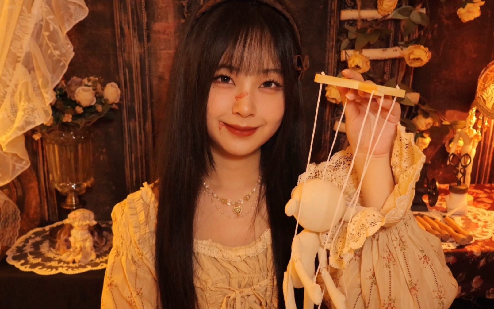 [小奈别失眠] 微恐 ASMR｜被绑至病娇姐姐的手工坊｜雷雨刻木穿针声｜轻语情景模拟｜沉浸式助眠